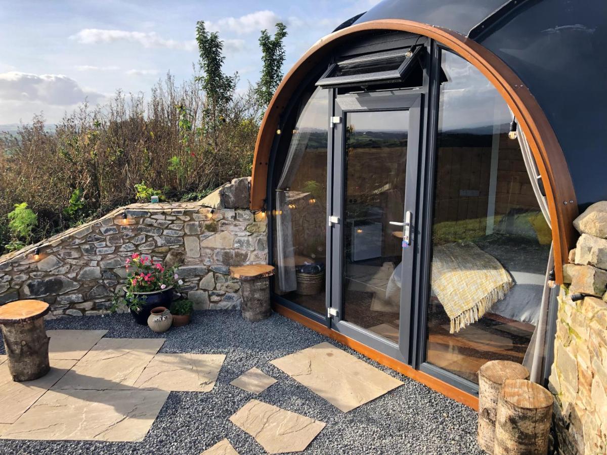 Hilltop Hideaway - Secluded Pod With Private Hot Tub Newry Kültér fotó