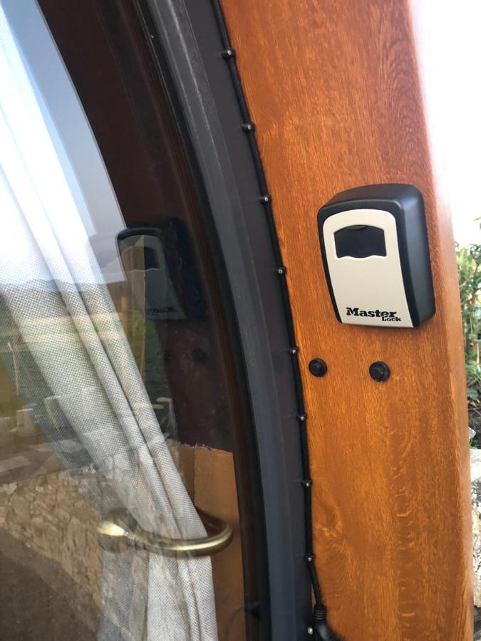 Hilltop Hideaway - Secluded Pod With Private Hot Tub Newry Kültér fotó